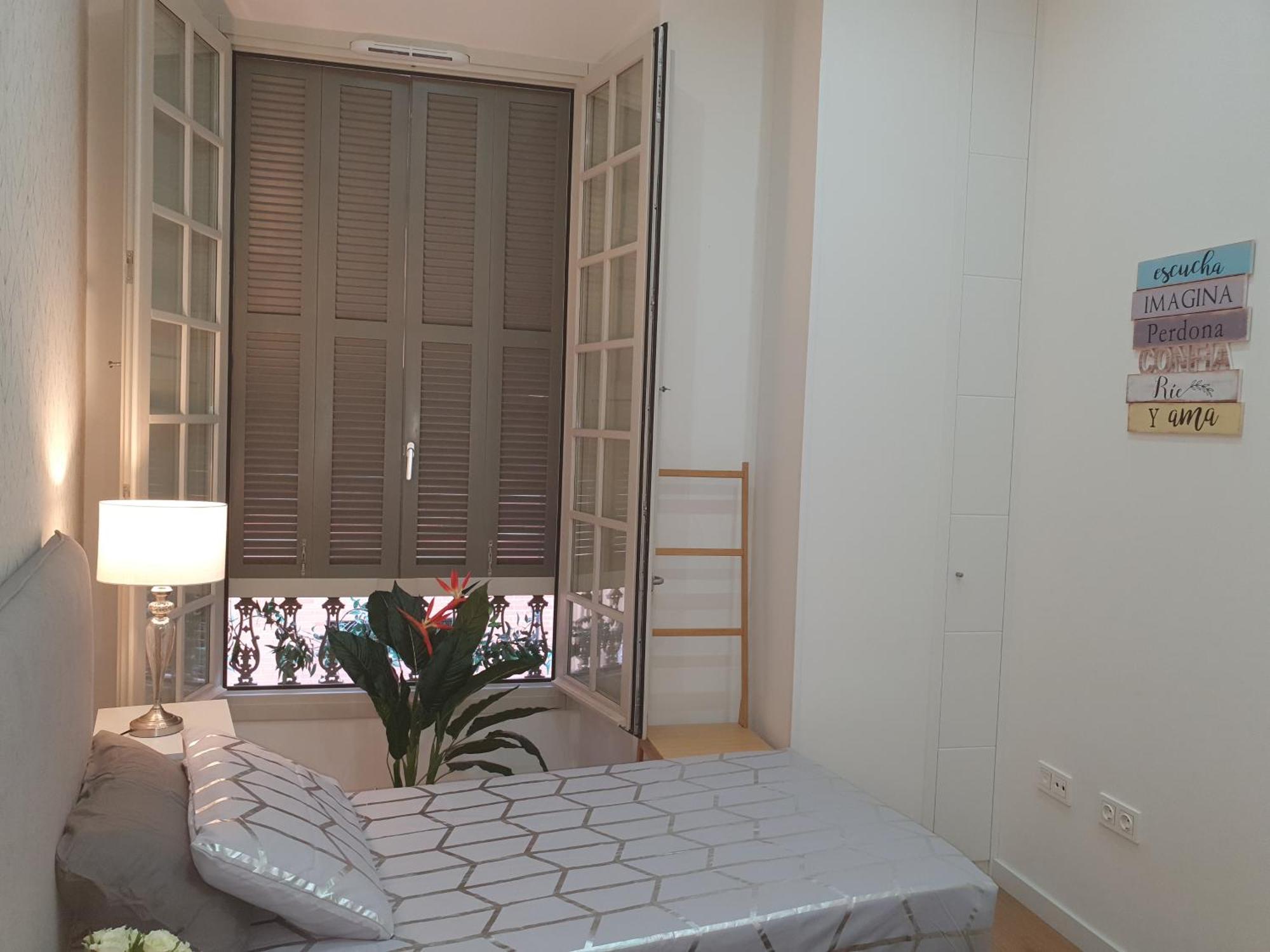 Beautiful Historic Center Apt! มาลากา ภายนอก รูปภาพ